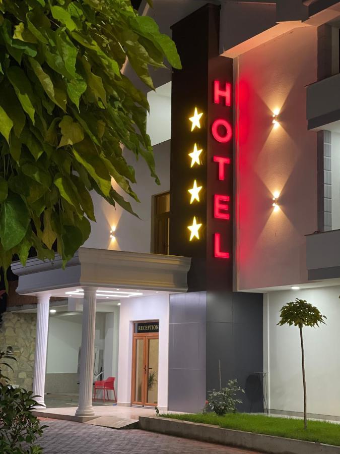Hotel Dardania Kukes Kültér fotó