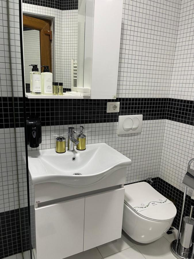 Hotel Dardania Kukes Kültér fotó